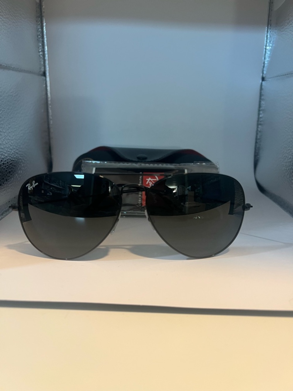 Ray-Ban B&L Aviator Large Metal Sunglasses Black Frame, Black Lenses 62/14 140